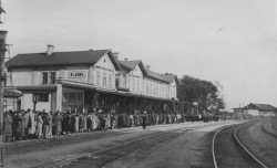 1937 tudy projel vlak do Lán s ostatky T. G. Masaryka