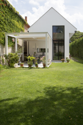 BI:ST - dům u jezera, Stefan Ehrenberger