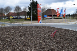 Kruhový objezd pro umístění uměleckého díla – foto