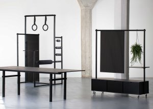 Kolekce PerSoma - stůl Plank, solitér Olymp a Box & hrazda (Kolekce nábytku PerSoma přináší wellbeing do kanceláře; Balance in Motion)
