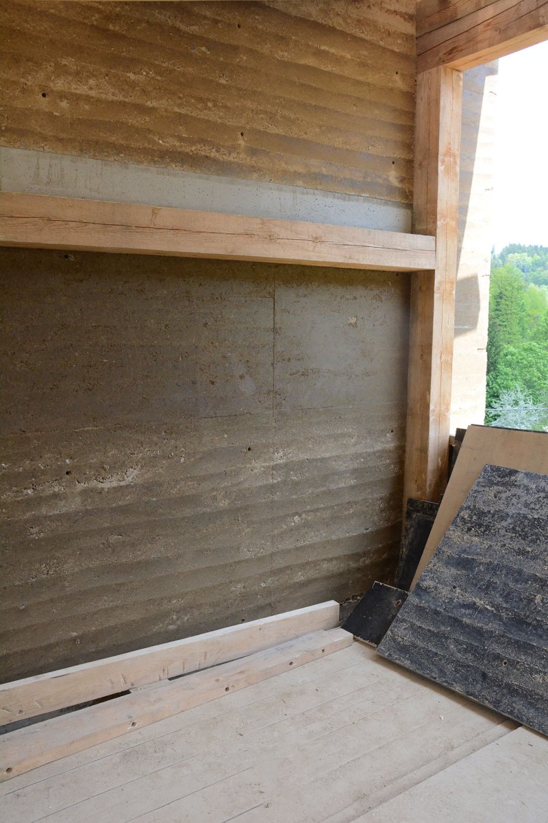 Proces výstavby (Rodinný dům v Plavech v Podkrkonoší, Jan Mutl)
