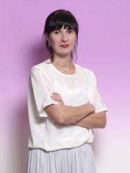 Grafický designér roku: Adéla Svobodová / grafické zpracování katalogu Móda v modré