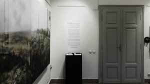 Architektka Blanka Solár vystavuje v Galerii Mini na brněnské Fakultě architektury expozici Hřbitov bez hrobů; pietní biocentrum?