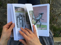 Kniha Sochy a Města Morava - Výtvarné umění ve veřejném prostoru 1945 - 1989.