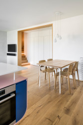 Rekonstrukce interiéru žižkovského mezonetu v Praze od No Architects