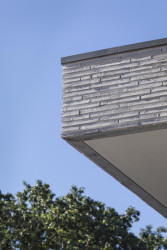 Cihly Joseph Bricks mají nezaměnitelný charakter ruční výroby a jedinečné odstíny. (na obrázku projekt Venray)