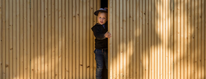 Útulňa pri Banskej Štiavnici, Ateliér HAUS / Miroslava Šestina, Tomáš Ružiak, Eva Šestina