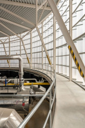 Centrála tepelné elektrárny v Palencii od studia FRPO Rodríguez & Oriol