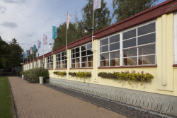 Zázemí bazénu v Litomyšli od experta na koupaliště a lázně, architekta Václava Kolátora