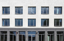 Nová radnice Lázní Bělohrad od studia re:architeti