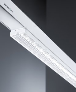 TECTON je mnohostranně použitelný a velmi účinný světelný pás, který inteligentně vyřeší jakoukoliv osvětlovací úlohu od LED linie až po nouzové osvětlení.