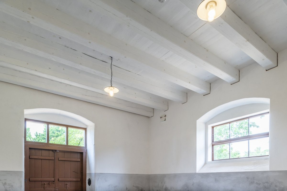 Rekonstrukce padoku v Národním hřebčíně v Kladrubech nad Labem od studia Masák & Partner