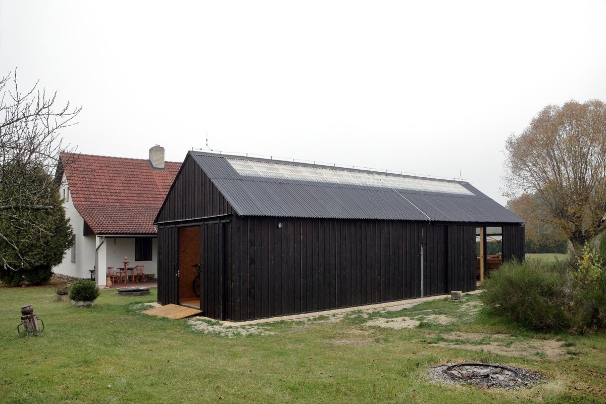Usedlost v Jižních Čechách, NEW HOW architekti