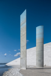 Champalimaud Centre for the Unknown v Lisabonu, Charles Correa Associates