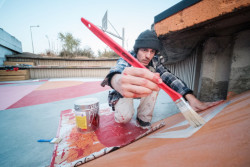 Podchod u metra Vltavská se proměnil na outdoorové sportoviště