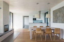 ov-a, Dům u Železného Brodu – foto