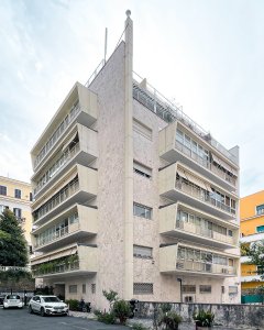 Ugo Luccichenti - Palazzina, 1946. Ulice: via Fratelli Ruspoli