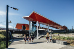 Mernda Rail Extension, Melbourne, Austrálie - Grimshaw Architects