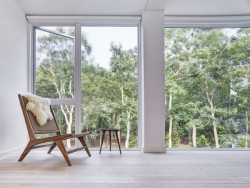 Víkendový dům z kontejnerů, MB Architecture.