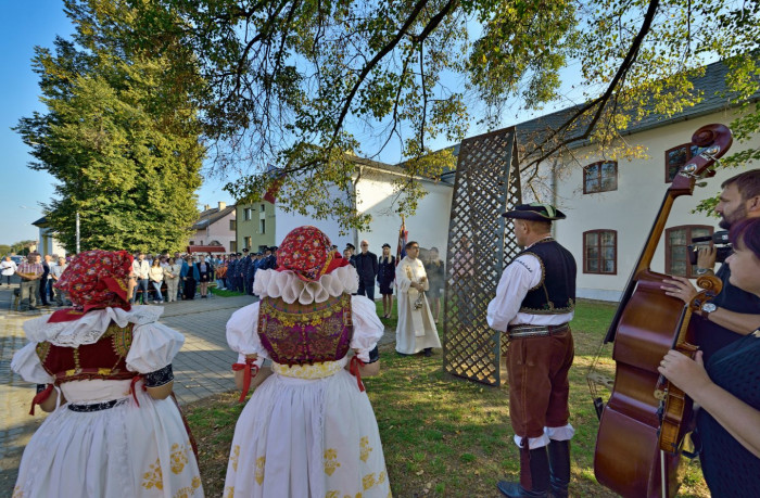 Zvonička v Bílovicích-Lutotíně od ateliéru Stempel & Tesar architekti