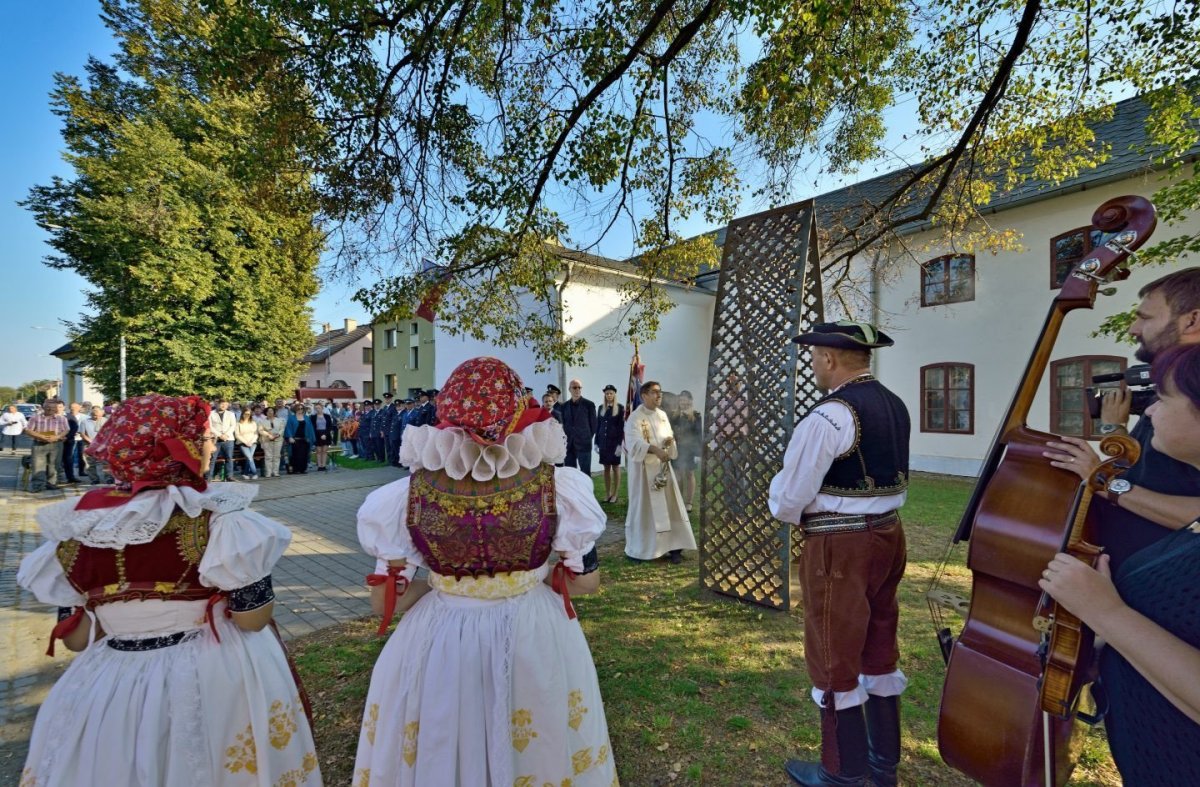 Zvonička v Bílovicích-Lutotíně, Stempel & Tesar architekti