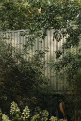 Dům z dvojice lodních kontejnerů