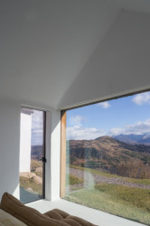 Rust-ic House, Urban Agency