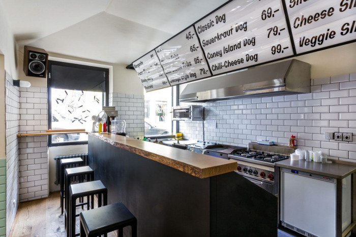 0,5 studio, Mr.HotDoG - foto