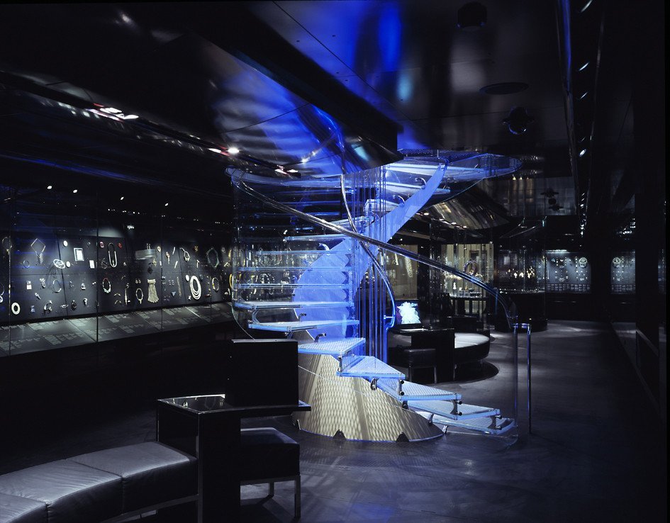 Bollinger Jewellery Gallery, Eva Jiricna Architects Limited, dokončeno 2008.