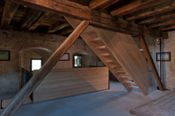 Muzeum MMM People v Brunecku je citlivou konverzí historické architektury a přibližuje kulturu horských národů po celém světě.