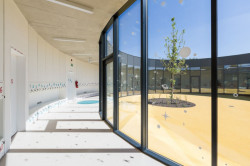 Projektil architekti, Novostavba pavilonu prvního stupně základní školy, Líbeznice - foto