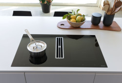 Maris 2Gether Steel - odsavač par integrovaný v indukční varné desce, montáž do pracovní desky, černé sklo, nerezová mřížka