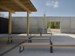 Návštěvnické centrum (Památník v Letech, Jan Sulzer, Lucie Vogelová, Ján Stempel, Jan Jakub Tesař)