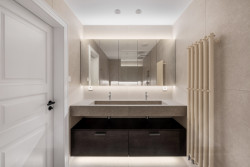 Interiér bytu v Praze na Vinohradech od studia BekArch