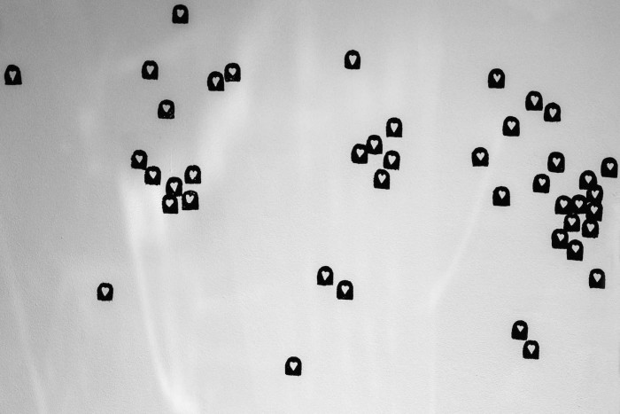 Prodejna pralinek v Příbrami, Michael Karnet