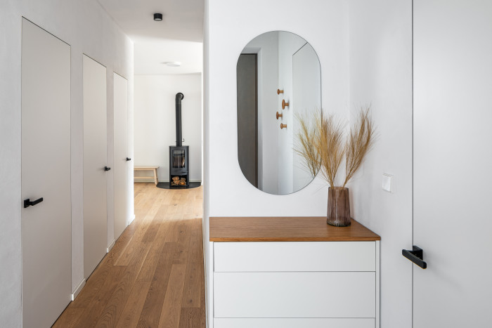 "Dům propojen se zelení" na Praze 9 od studia Iveta Langerová architekti