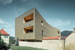 Architekti ze studia Nussmüller Architekten navrhli nové studentské koleje v rakouském Leobenu