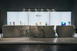 Grand Prix (Cenu za mimořádný počin) si odnesla sklářská firma Moser v čele s uměleckým ředitelem Janem Plecháčem. 