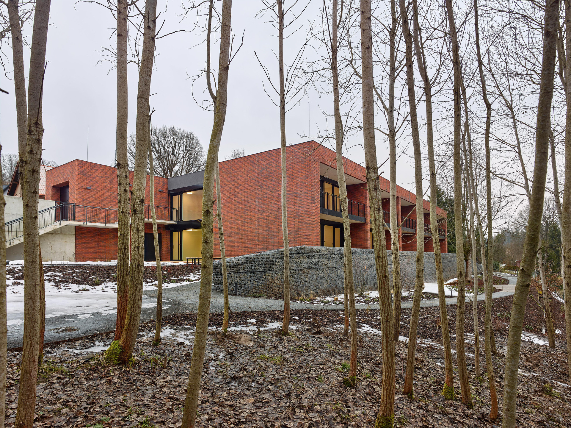 Zahrada nabízí kvalitní venkovní prostředí.  (Dům sociální péče Tereza; Stempel Tesař architekti)