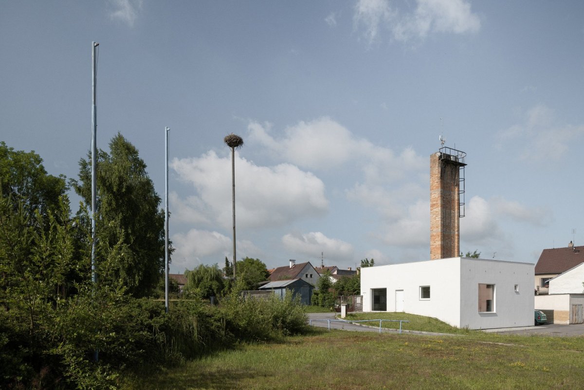 Adaptace koetelny v Ledenicích od Ateliéru 111 architekti