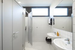 Toalety (ZŠ Jinotaj ve Zlíně)