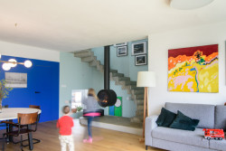 Rodinný dům s knihovnou v Českých Budějovicích od studia +arch