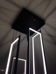 Detail závěsného luxusního světla Cascade Mire.Cinier - Mire Vertigo.