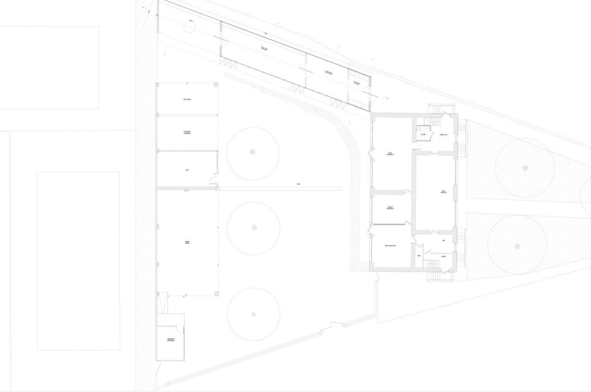 Přístavba školní jídelny v Montbrun-Bocage, Bast architects