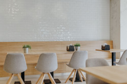 SOA architekti, fast food na Andělu, foto