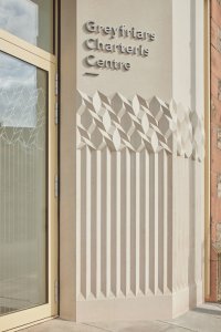 Greyfriars Charteris Center v Edinburghu od studia Konishi Gaffney Architects