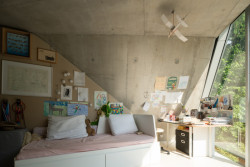 Rodinný dům Pernek, ksa_studeny: Domnělá stavební „nedokončenost“ vyjadřuje pojetí domu jako procesu