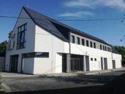 150 let starý objekt v Budišovicích původně sloužil jako místní restaurace a následně jako kovárna či dílna. Nyní zde vznikl minipivovar s restauračním zařízením.