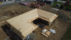 Foto z výstavby: Celodřevěná konstrukce domu