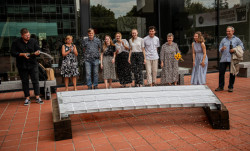 Studenti architektury ČVUT v Praze realizovali lávky do Krkonoš